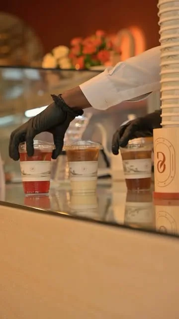 Do. كافيه — video content by Glomark (2)